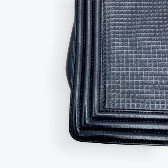 Auth Chanel Navy Blue Limited Edition Boy Flap Large New Cube Shoulder Bag - Picture 3 of 16